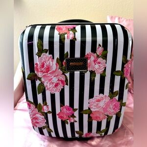 Betsey Johnson Carry On